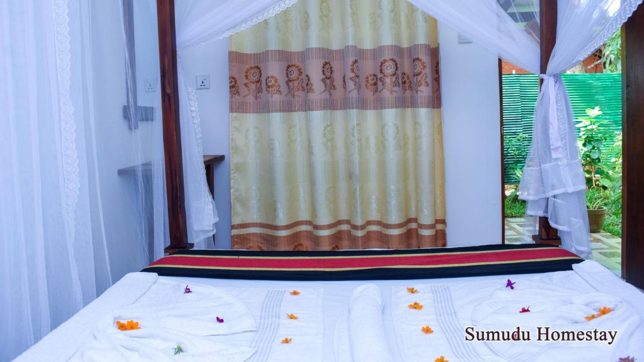 Sumudu Homestay Sigiriya Eksteriør billede